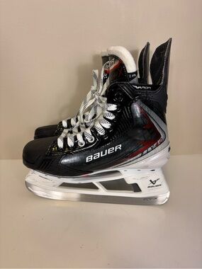 Bauer Black Vapor Fly40 Fit 3 Ice Hockey Skates Size 5 = Women’s 8, Men’s 7
